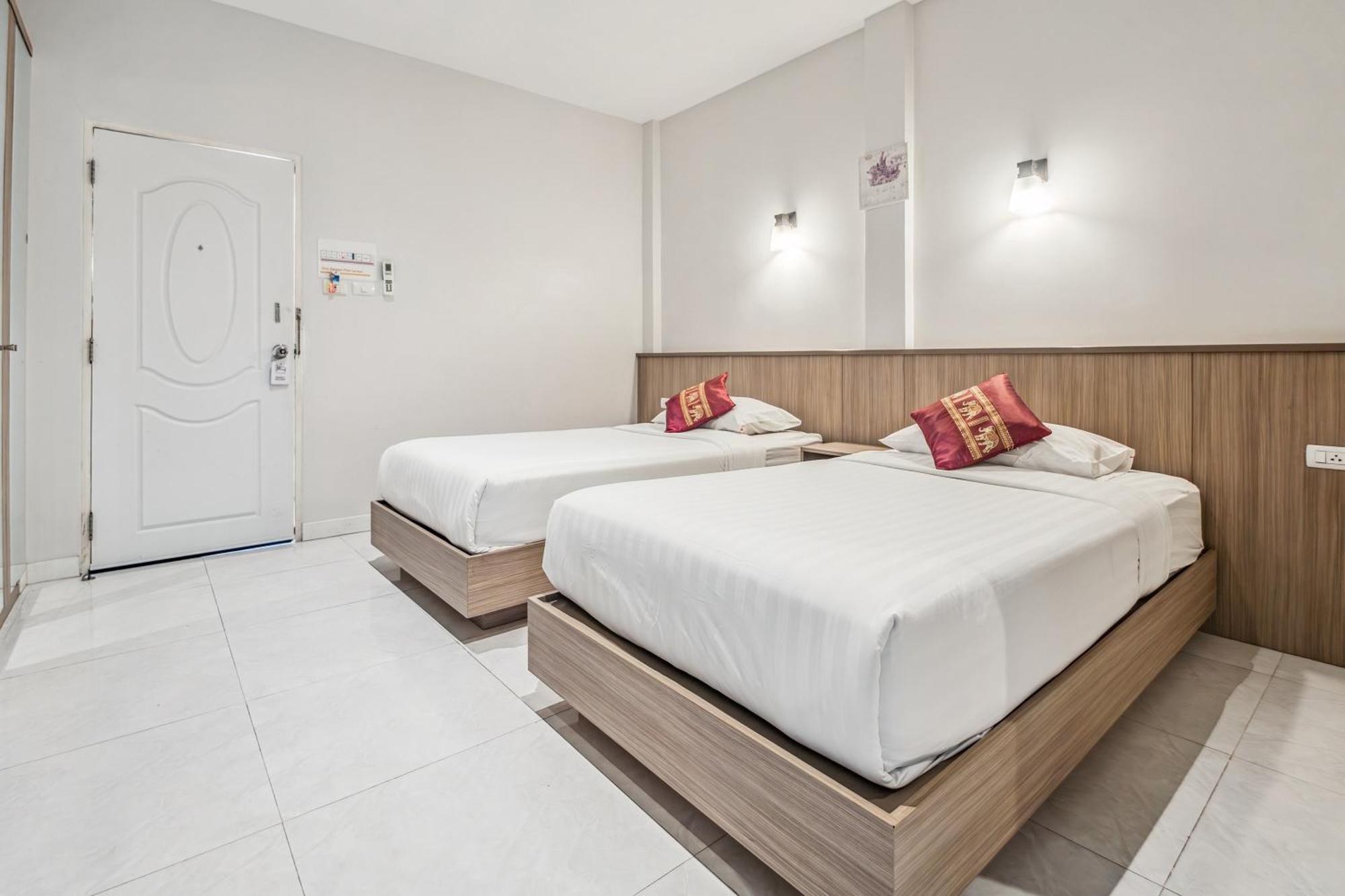 Winrisa Place Nai Yang Exterior photo